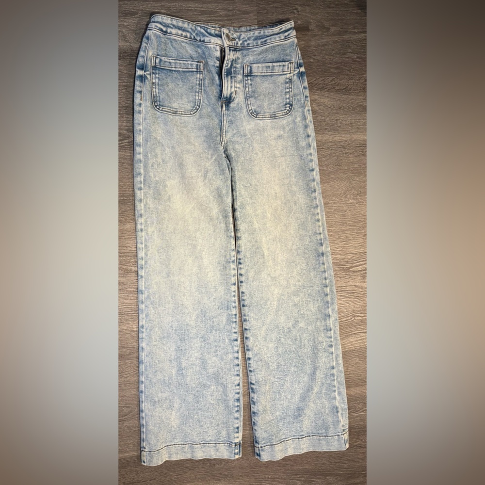Lauren Conrad Wide Leg Light Wash Women’s Jeans